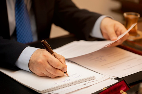 Kiedy przysługuje zachowek i jak skutecznie z niego skorzystać