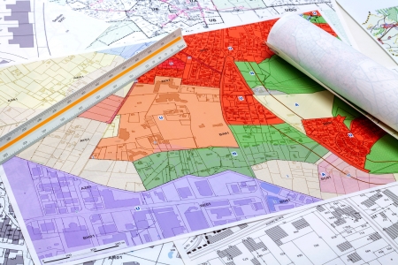 Miejscowy plan zagospodarowania przestrzennego, a studium uwarunkowań i kierunków zagospodarowania przestrzennego.