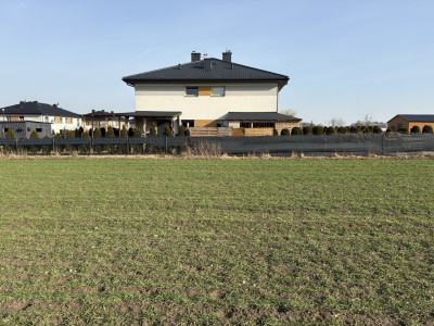 Tu na razie jest ściernisko ale będzie twój dom - Raków Duży  -
łódzkie Zdjęcie nr 13