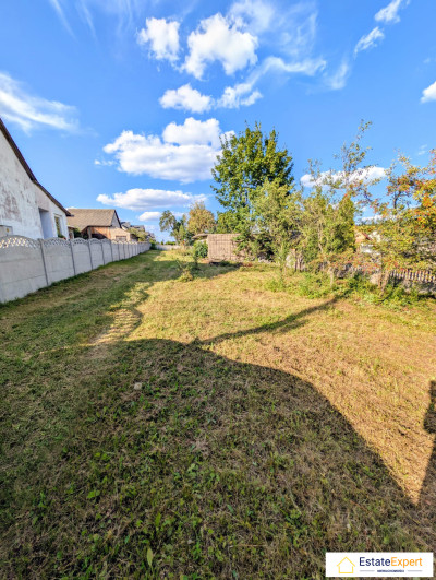 DZIAŁKA  BUDOWLANA 700 M  KUBY MŁYNY  GM MORAWICA - Kuby-Młyny  -
świętokrzyskie Zdjęcie nr 8