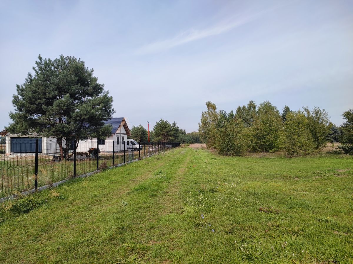 Na sprzedaż działka budowlana - Dachowa -
mazowieckie Zdjęcie nr 1
