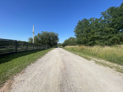 WZMediaPrzy rzece Czarna NidaProstokątnaPłask - Siedlce  -
Świętokrzyskie Zdjęcie nr 3