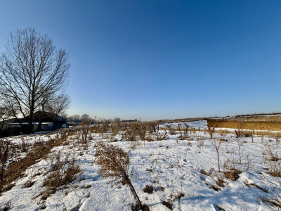  Woda  Prąd  Gaz  MPZP  Utwardzony dojazd  N - Brończyce  -
Małopolskie Zdjęcie nr 6