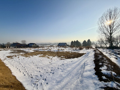  Woda  Prąd  Gaz  MPZP  Utwardzony dojazd  N - Brończyce  -
Małopolskie Zdjęcie nr 9