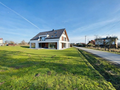 Widok na Beskidy  1km do DK 81  6km Skoczów  12 - Ochaby Wielkie  - Śląskie