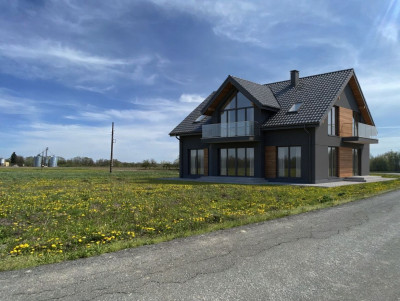  MPZP  Płaski teren  Media w drodze  Spokojna - Smolice  -
Małopolskie Zdjęcie nr 5
