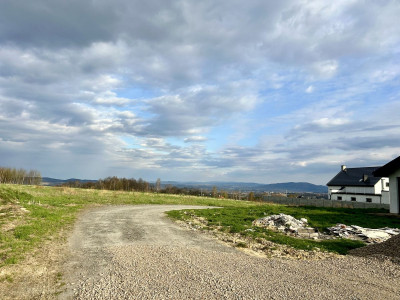 Uzbrojona Budowlana Płaska  - powiat wadowicki  -
Małopolskie