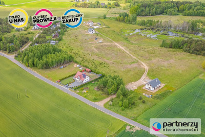 działka w Dąbrowie gm Stężyca ob Łosienice - powiat kartuski  - Pomorskie