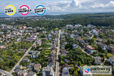 Działka z potencjałem Dom do wyburzenia na granic - Mały Kack  - Pomorskie