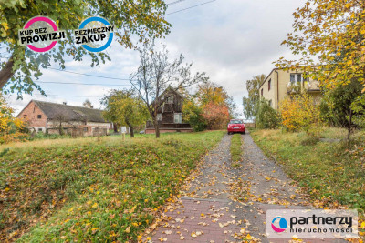 Działka z zabytkową poniatówką i stodołą  - powiat tczewski  -
Pomorskie Zdjęcie nr 12