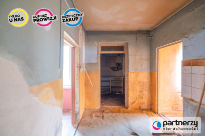 Dom z potencjałem na działce ok 1400m2 - Skowarcz  -
Pomorskie Zdjęcie nr 9