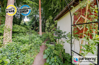 Działka z domkiem  Las za furtką  Piękny ogród - Sopot  -
Pomorskie Zdjęcie nr 9