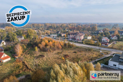 Przy drodze wojewódzkiej 226 WJAZD Z UL GŁÓWNEJ - powiat gdański  -
Pomorskie Zdjęcie nr 10