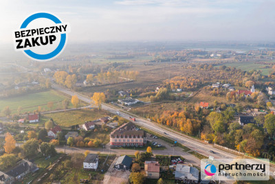 Przy drodze wojewódzkiej 226 WJAZD Z UL GŁÓWNEJ - powiat gdański  -
Pomorskie Zdjęcie nr 5
