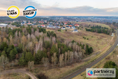 WODA I PRĄD I GAZ  PRZY LESIE  PROSTOKĄTNA - powiat kartuski  -
Pomorskie Zdjęcie nr 7