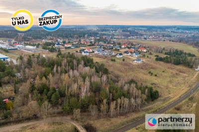 WODA GAZ PRĄD KANALIZACJA POD LASEM  PROSTOKĄTNA - powiat kartuski  -
Pomorskie Zdjęcie nr 8
