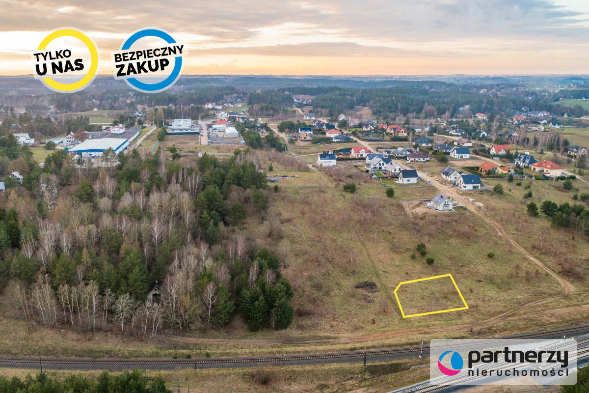 POD LASEM  PROSTOKĄTNA  TANIO - powiat kartuski  -
Pomorskie Zdjęcie nr 1
