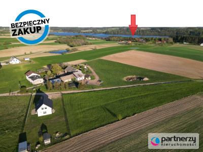 Urokliwa działka nad jeziorem - Kaszuby - powiat kościerski  - Pomorskie