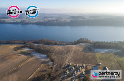 Działka z linią brzegową jeziora - powiat kościerski  -
Pomorskie