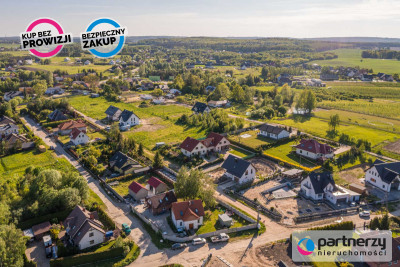 Z WYLEWKĄ BETONOWĄ  UZBROJONA  PROSTOKĄTNA  - powiat gdański  -
Pomorskie Zdjęcie nr 9