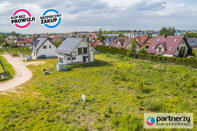 Uzbrojona w prąd i wodę  Gaz w drodze  Płaska - powiat gdański  -
Pomorskie Zdjęcie nr 13