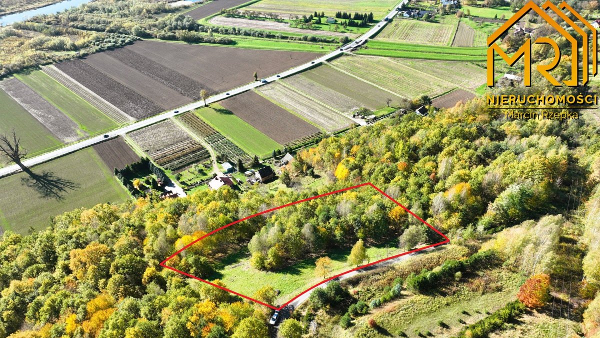 Widokowa działka rolna z panoramą na Dunajec - Melsztyn  -
małopolskie Zdjęcie nr 1