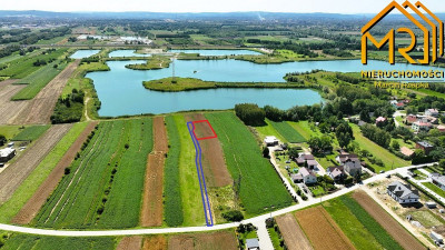 Działka z WZ w okolicy stawów  Łęg Tarnowski gm - Łęg Tarnowski  - małopolskie