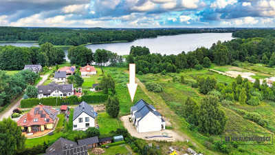 Działka przy jeziorze Trzesiecko - Szczecinek  -
Zachodniopomorskie Zdjęcie nr 2