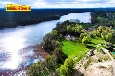 Dostęp do jeziora Dołgie ok190 m linii brzegowej - Dołgie   -
Zachodniopomorskie