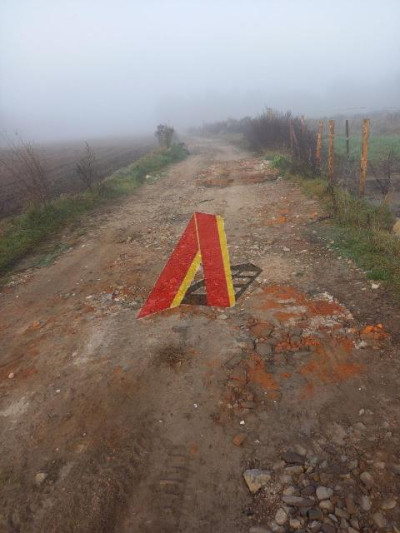 usłgowa w pobliżu lotniska wBalicach - Cholerzyn  -
Małopolskie Zdjęcie nr 14