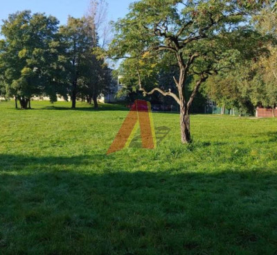 POD BUDYNEK WIELORODZINNY - Podgórze  -
Małopolskie Zdjęcie nr 2
