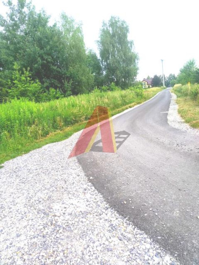 Widoczna działka z autostrady  okolice Lotniska - Balice  -
Małopolskie Zdjęcie nr 3