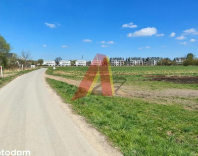 Szeroka  płaska ponad 18arowa działka - Tonie  -
Małopolskie Zdjęcie nr 4