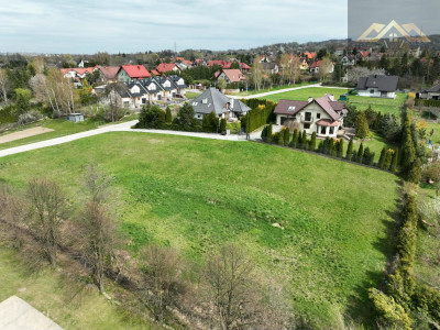 Działka z gotowym projektem i pozwoleniem na budynek mieszkalny jednorodzinny w zabudowie szeregowej - Tarnowiec  -
małopolskie Zdjęcie nr 2