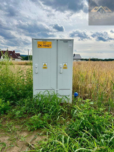 Działka budowlana z widokiem na Zamek w Melsztynie - Zakliczyn  -
małopolskie Zdjęcie nr 7