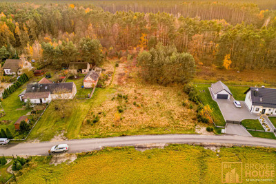 Działka budowlana w Ozimku uroczo usytuowana wśród pól i lasów - Schodnia  -
Opolskie Zdjęcie nr 6