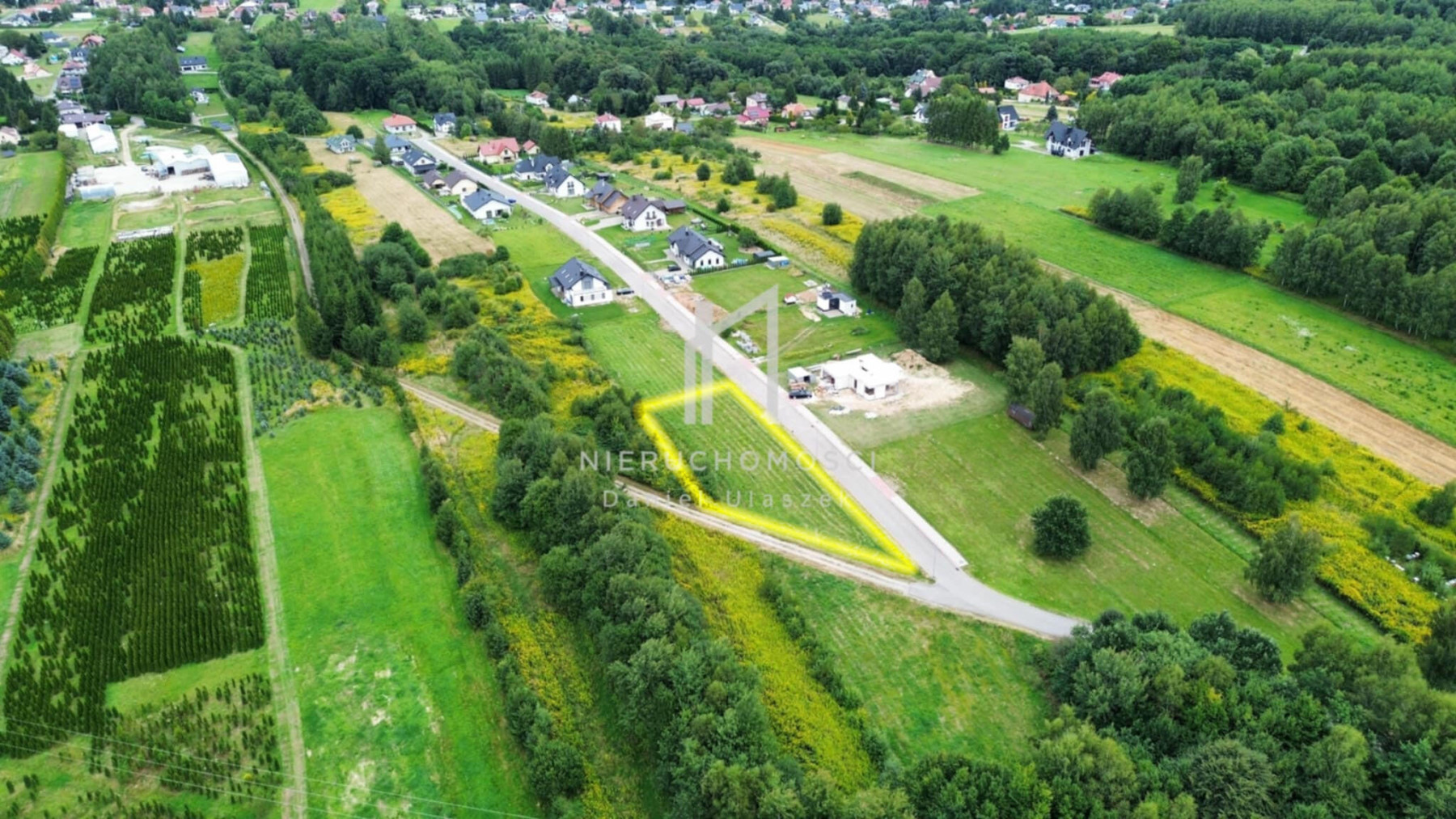 WYJĄTKOWO ATRAKCYJNA DZIAŁKA BUDOWLANA W PRESTIŻOWEJ OKOLICY NIEGŁOWICE GM JASŁO 13AR - Niegłowice  -
podkarpackie Zdjęcie nr 1