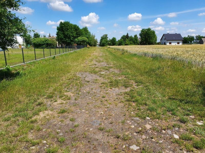 Goniczki gm. Września dz. bud. pod dom jednorodzinny z garażem -
wielkopolskie Zdjęcie nr 2