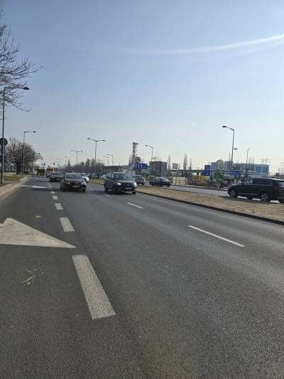 BRONISZE bezpośrednio przy poznańskiej trasie - Bronisze  -
mazowieckie Zdjęcie nr 2