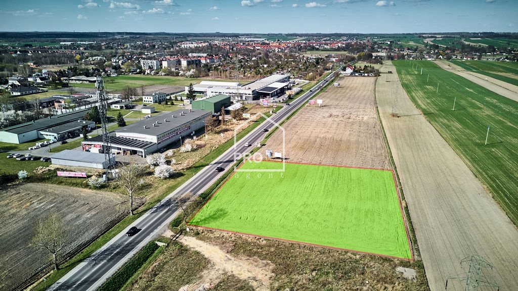 Atrakcyjny grunt komercyjny przy DW 901 - Pyskowice  -
ŚLĄSKIE Zdjęcie nr 1