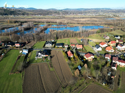 Płaska działka 2300 m Mostki - pełne media asfalt 3 km od Starego Sącza - Mostki  -
małopolskie Zdjęcie nr 13