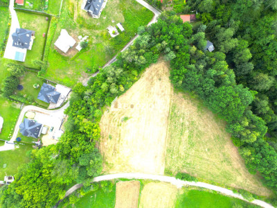 Atrakcyjna działka o dużej powierzchni - inwestuj w przyszłość  Kamienica - Kamienica  -
małopolskie Zdjęcie nr 16