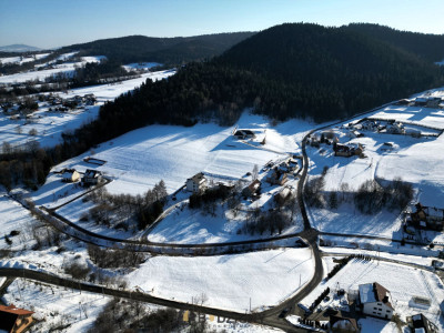 Klęczany gm Chełmiec  działka budowlana 3100 m z mediami i świetnym dojazdem - Klęczany  -
małopolskie Zdjęcie nr 7