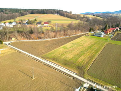 Idealna pod Twój dom  prostokątna płaska działka w Stróżach gm Grybów - Stróże  -
małopolskie Zdjęcie nr 12