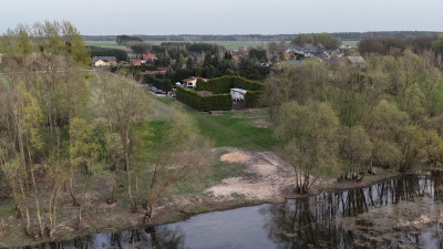 Działka z domkiem w sąsiedztwie Zalewu Jeziorsko - Glinno  -
Łódzkie Zdjęcie nr 8