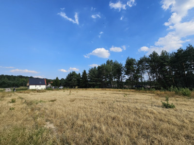 Cisza bezpieczeństwo i łatwy dostęp do miasta - Garbów  -
Łódzkie Zdjęcie nr 8