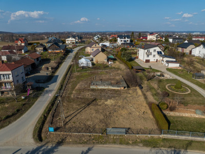 Działka budowlana  Długie  k Krosna  11ar - Długie  - Podkarpackie