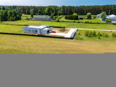 945 m  WZ  Tylko 7 km od Radomska - Orzechówek  - Łódzkie