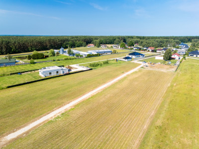 945 m  WZ  Tylko 7 km od Radomska - Orzechówek  -
Łódzkie Zdjęcie nr 3