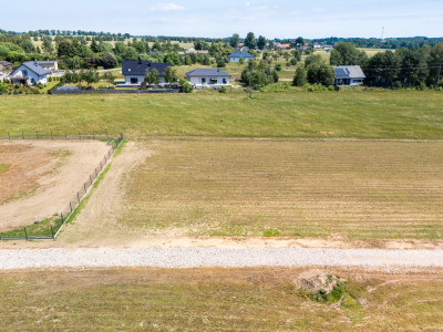 945 m  WZ  Tylko 7 km od Radomska - Orzechówek  -
Łódzkie Zdjęcie nr 9